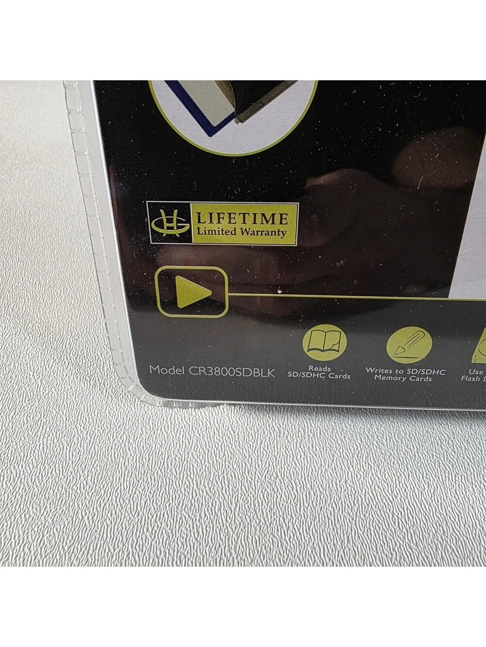 GearHead USB Digital SD/SDHC Card Reader - 480Mbps CR3800SDBLK - NEW